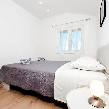 Vanesa Apartman *